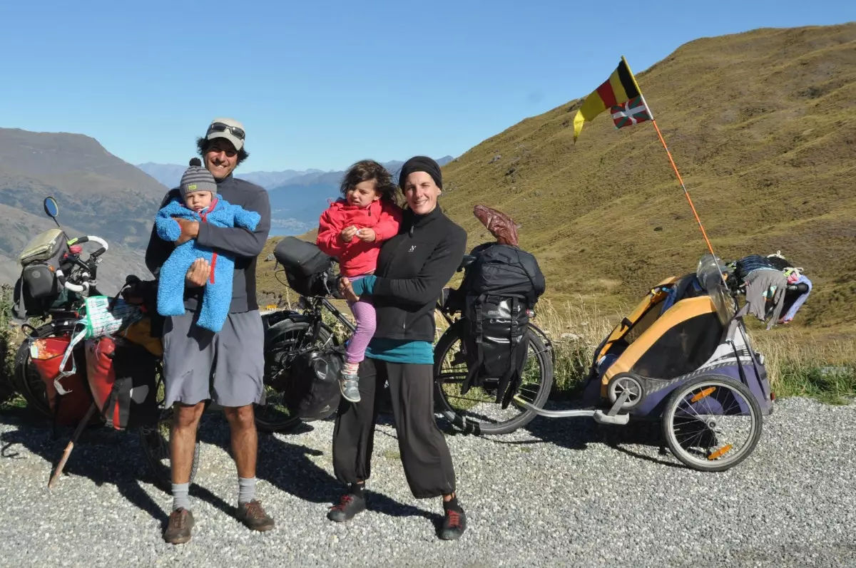 Esta família viaja o mundo de bicicleta há sete anos