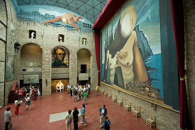 Dalí Theatre-Museum i Figueres