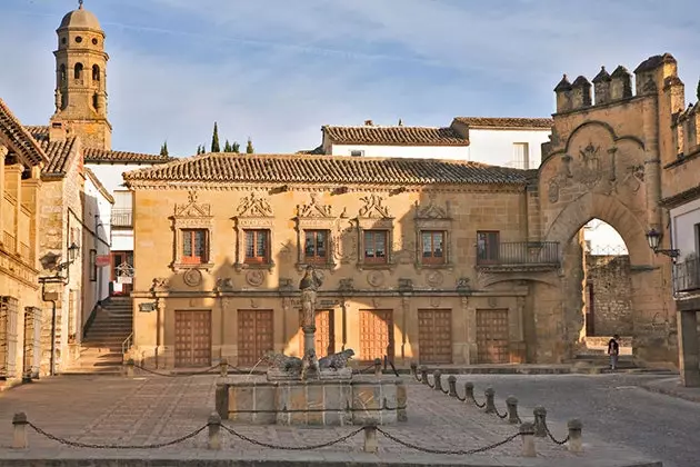 Plaza del Populo Baeza