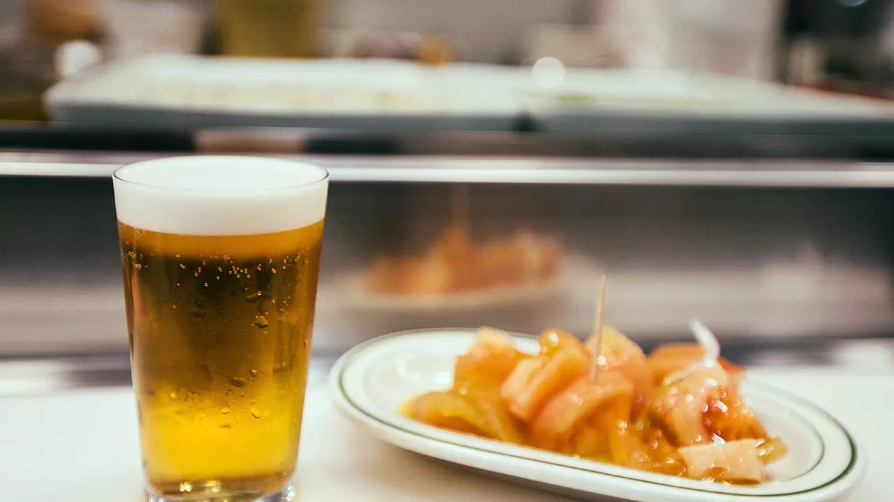 Route durch die zehn Tempel für gut gezapftes Bier in Madrid