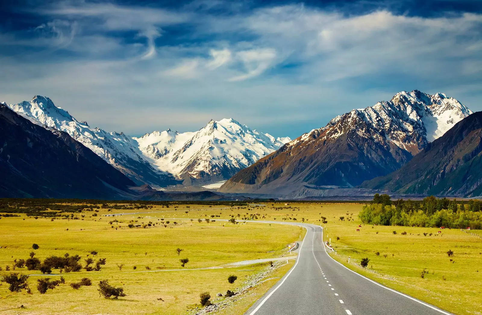 Fjellene i de sørlige Alpene er et av de spektakulære landskapene på New Zealand