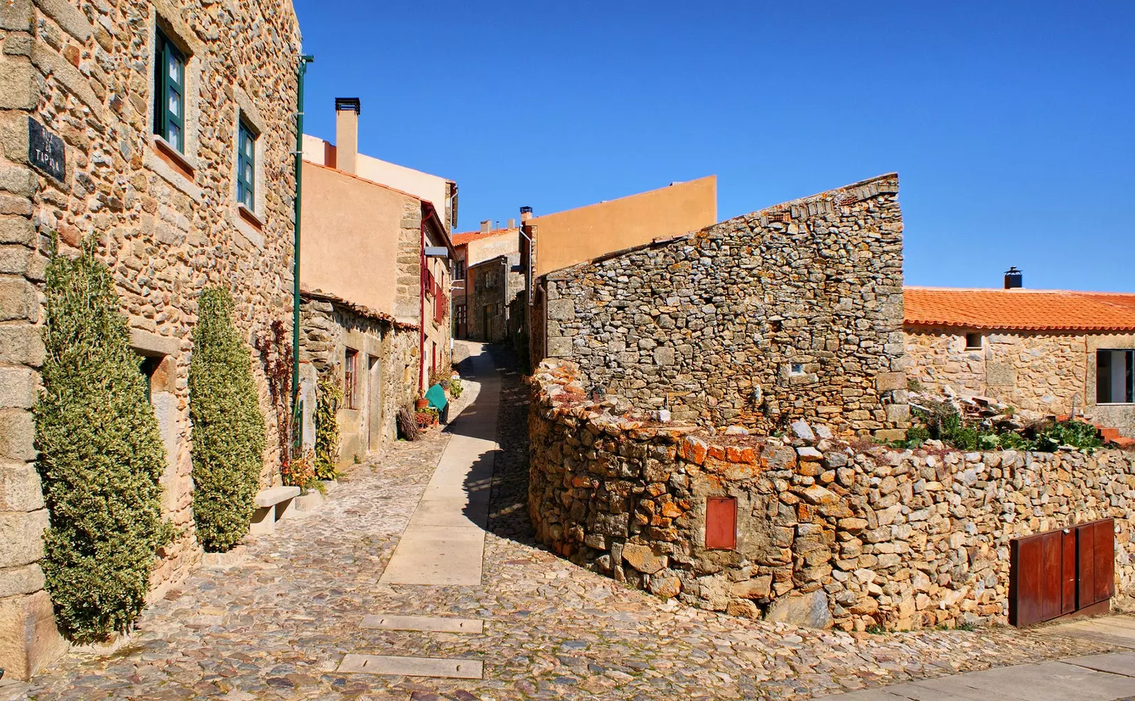 Kokette straat in Castelo Rodrigo