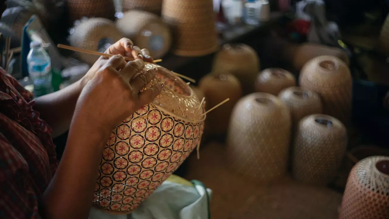 Journey of an object: from basketry to ceramics and from ceramics to basketry