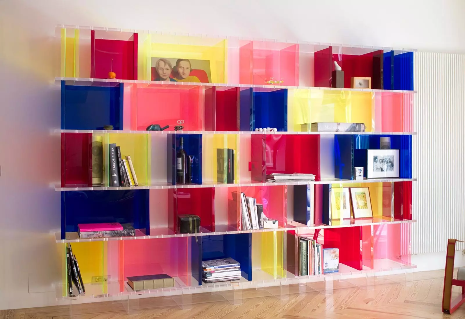 Chromodular Shelving