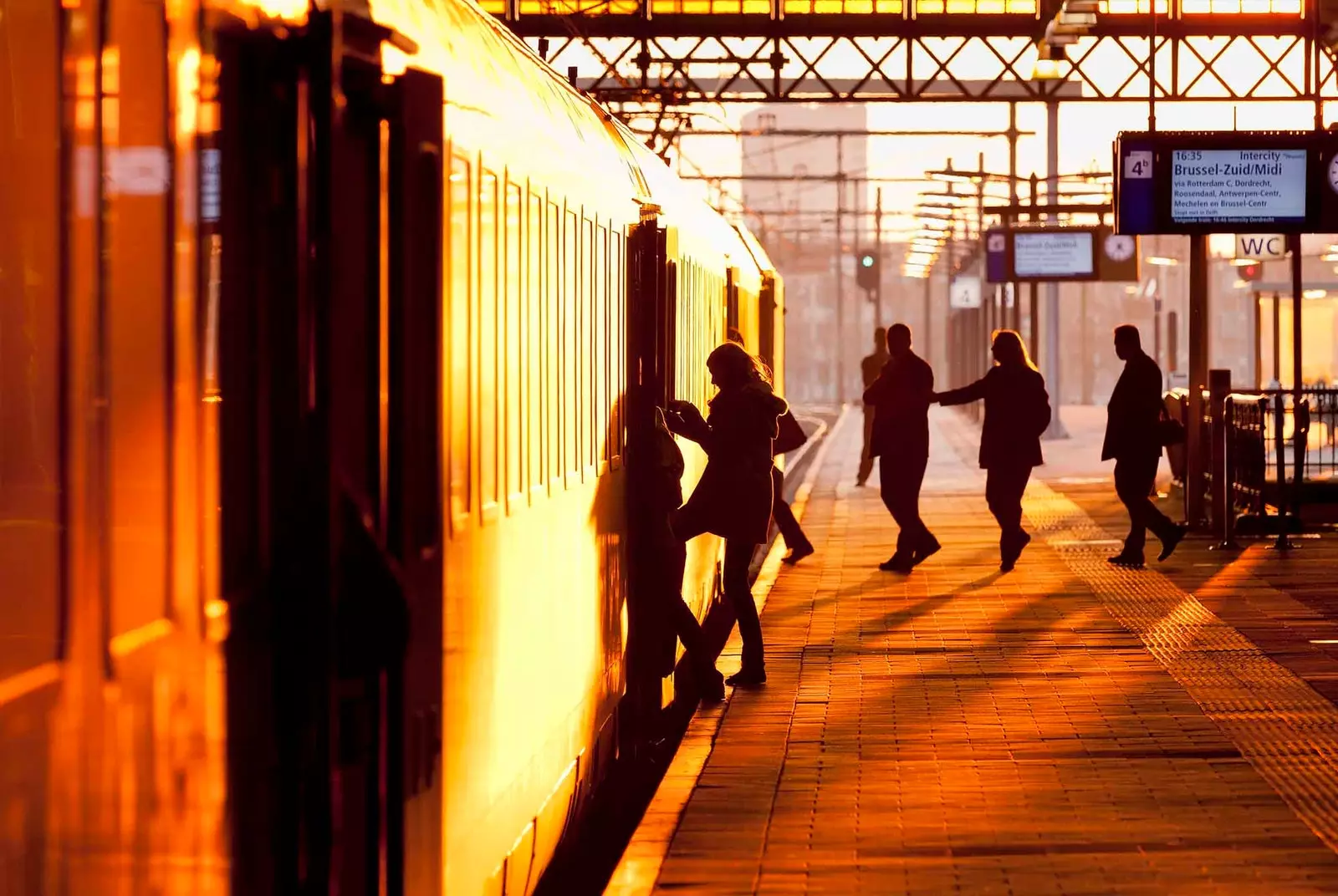 gare d'amsterdam