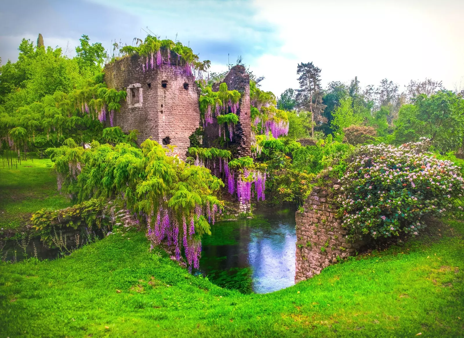 Is the Garden of Ninfa the most beautiful in the world