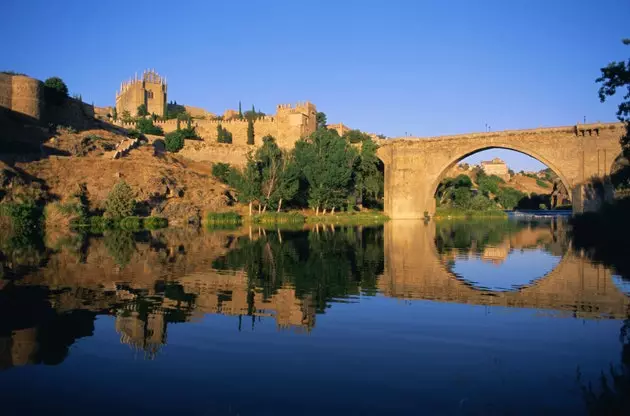 Biara San Juan de los Reyes di Toledo