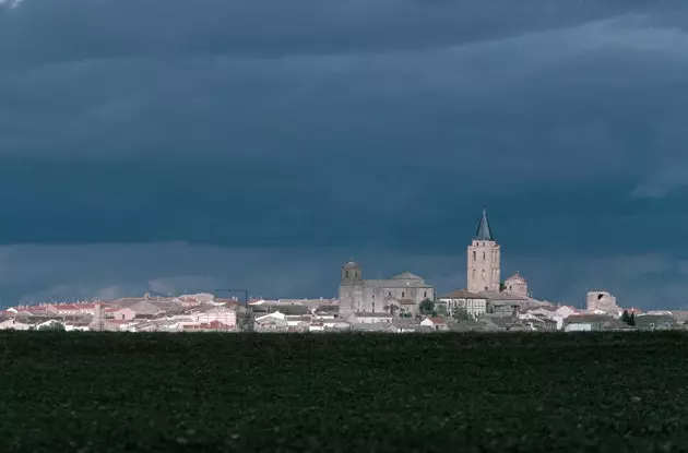 Yüksək Qüllələrin Madrigalı