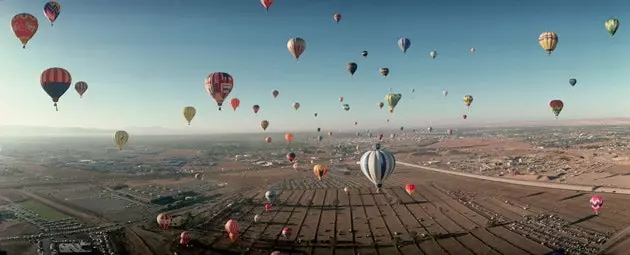 Pesta belon udara panas