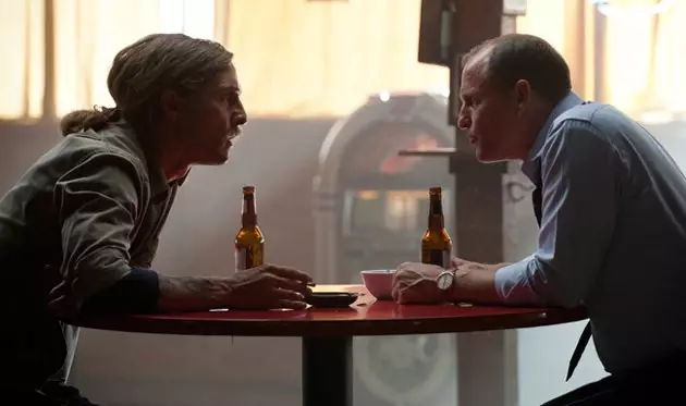 Cohle en Hart en de bar