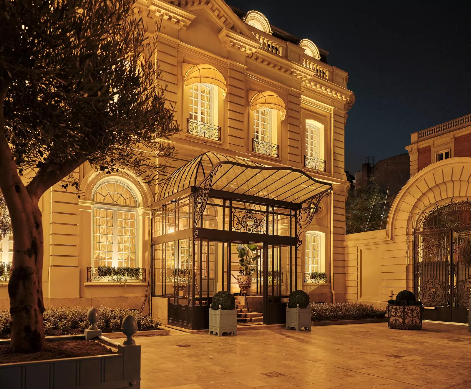 Façana de l'hotel Santo Mauro Madrid