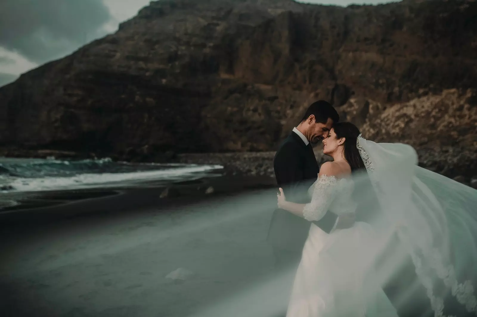 Guayedra Plage Zeien vun der Léift vun Idoia a Pedro.