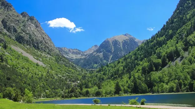 Three routes in the High Pyrenees and the Val d'Aran