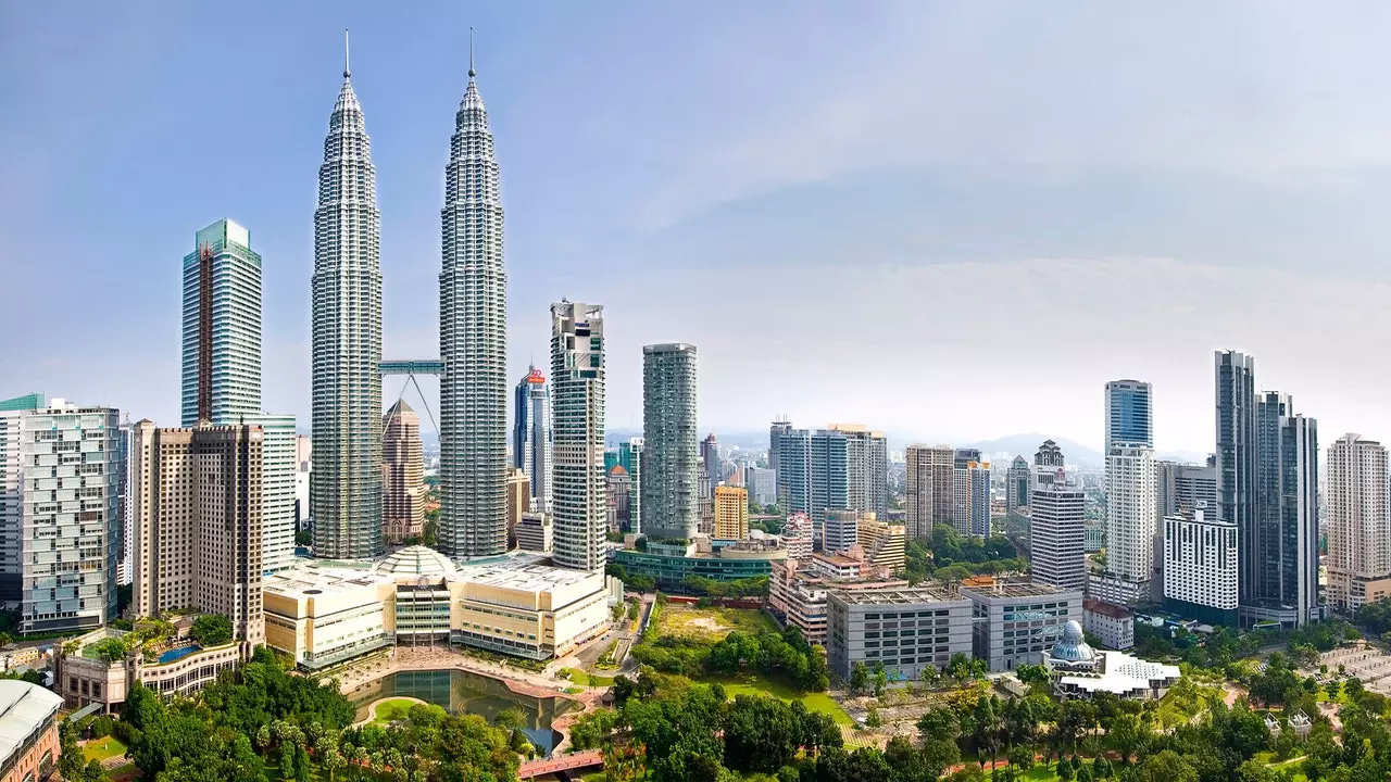 Kuala Lumpur: naura Olsenille, nämä ovat kaksoset