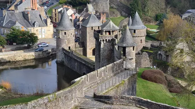 Bretagne: vei, teppe og middelalder