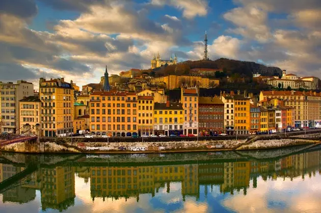 Lyon Chega de viver na sombra de Paris