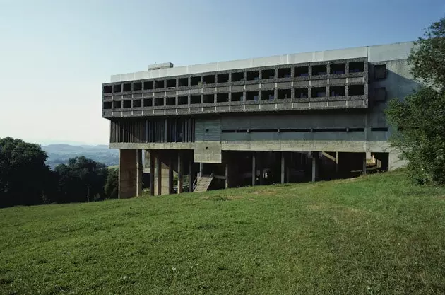 Kebrutalan Le Corbusier di Lyon