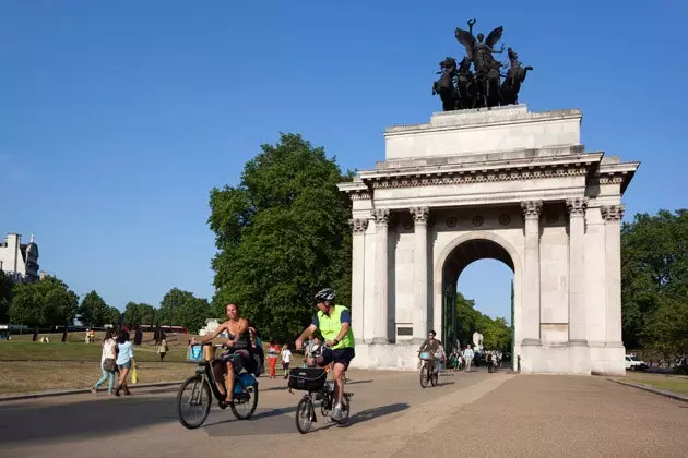 Mit dem Fahrrad gewinnt London