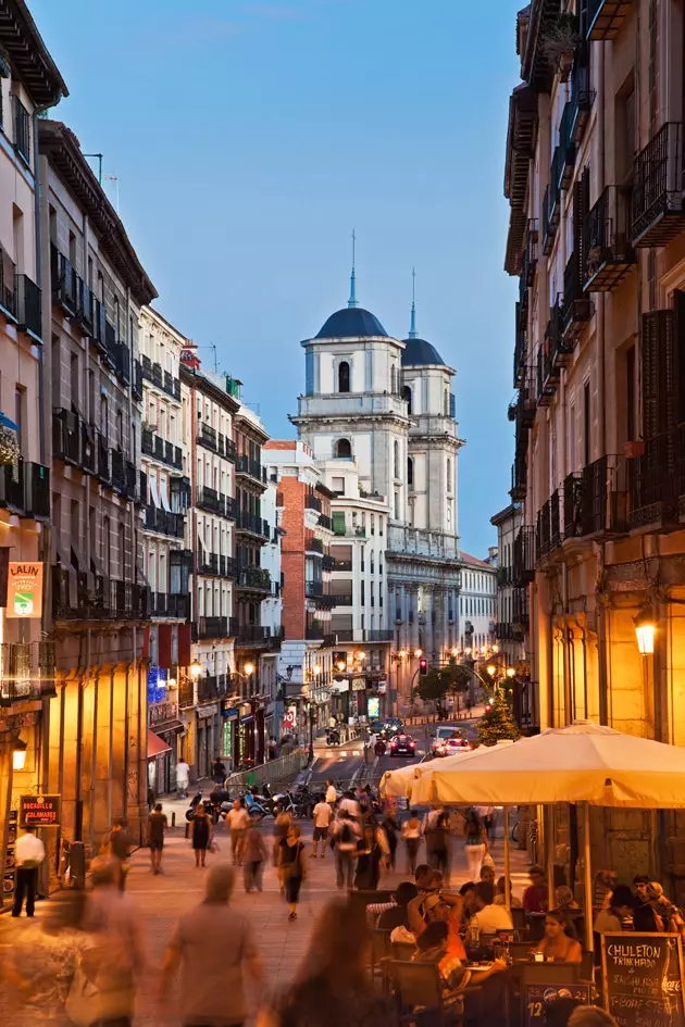 Rua principal de Madri