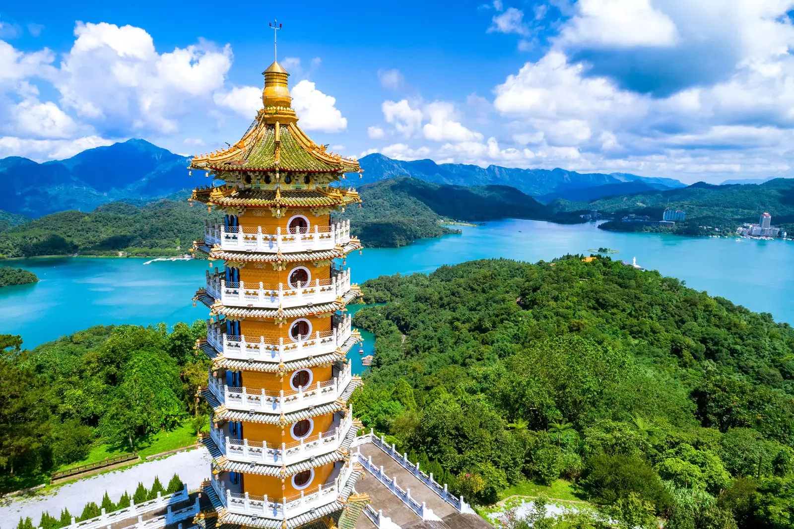 Hundre Pagoda Taiwan