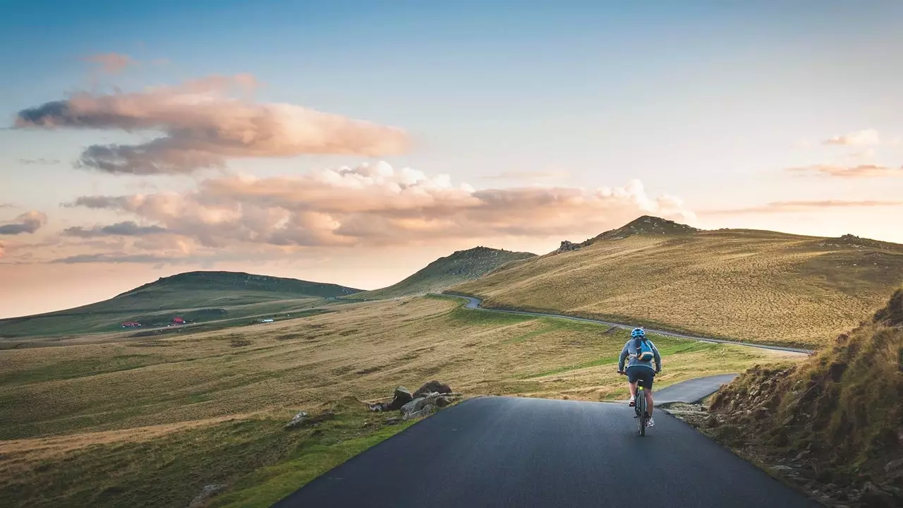 6 dokonalých cyklistických tras k prozkoumání nejkrásnějších krajin Španělska