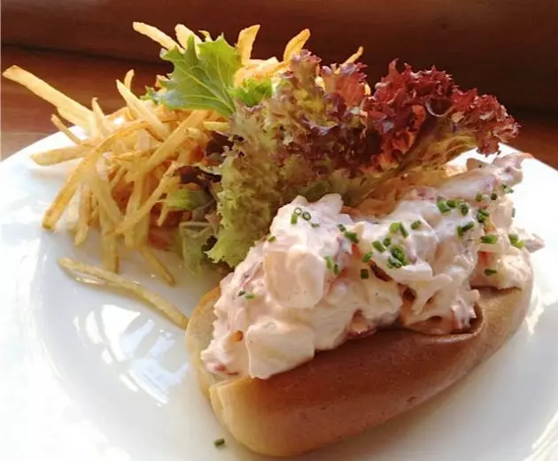 Lobster rolls jelo ljeta u New Yorku