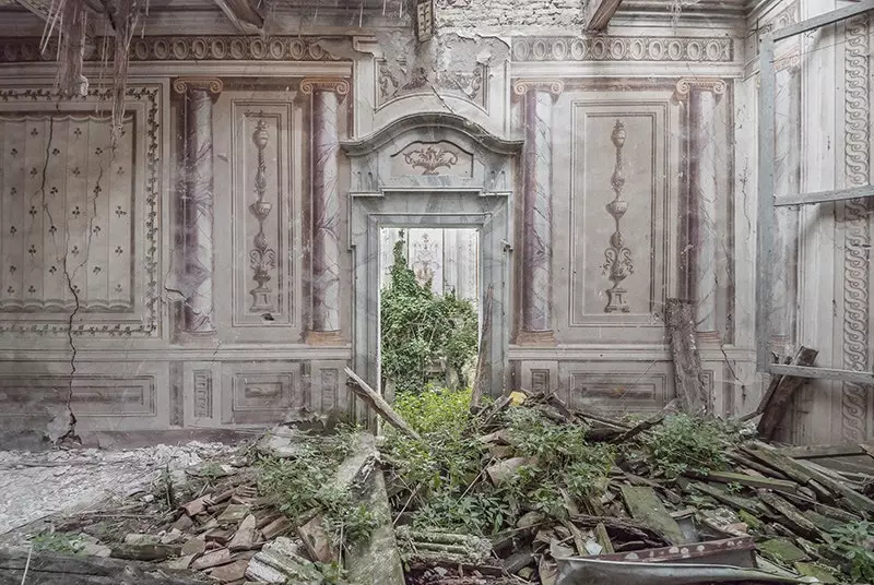 The abandoned mansions of Europe rescued in this series of images