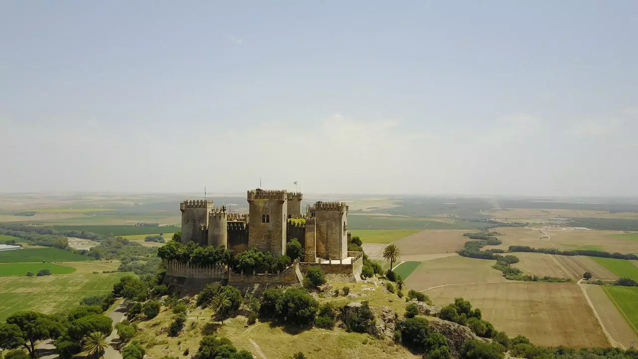 Almodóvar del Río: Game of Thrones qalalarından birinə qaçış