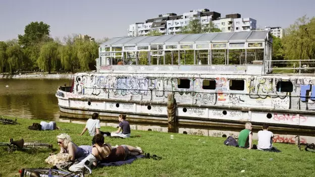 Pet neznanih krajev v zapuščenem Berlinu