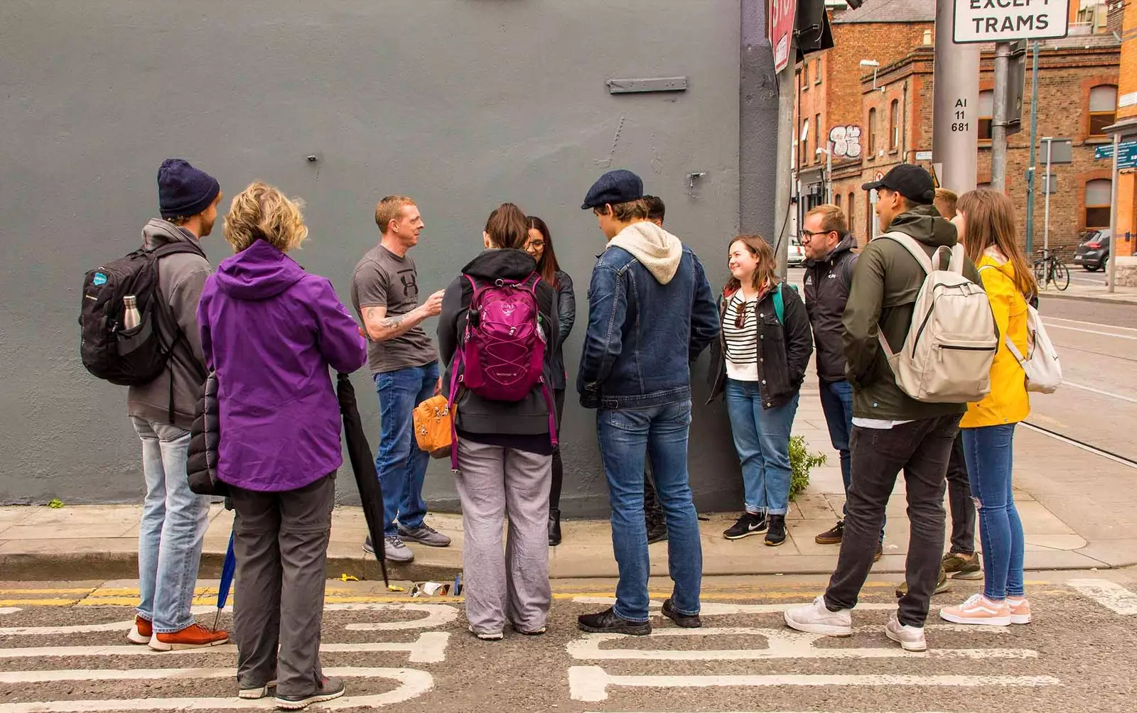 turais rúnda baile átha Cliath gan dídean