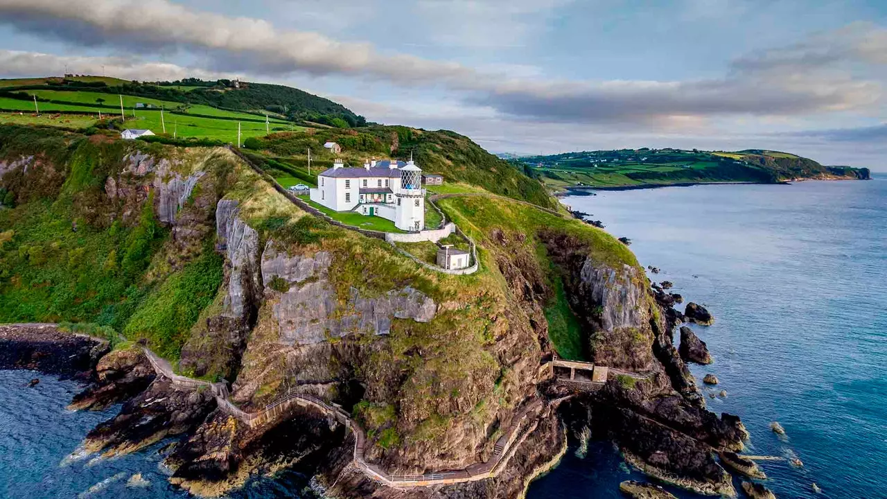 The Gobbins, egy epikus útvonal Észak-Írország sziklái mentén