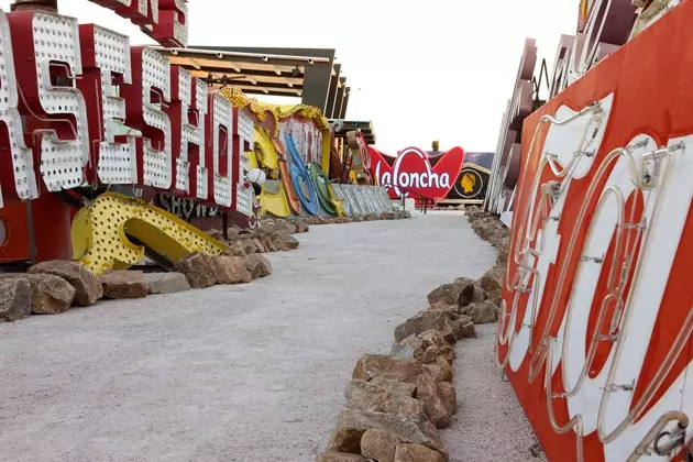 Neon Boneyard waar neonlichten komen om te sterven