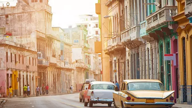 48 giờ ở Havana