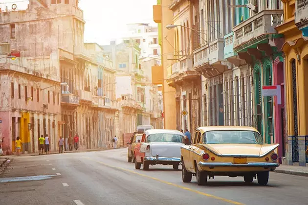 48 giờ ở Havana