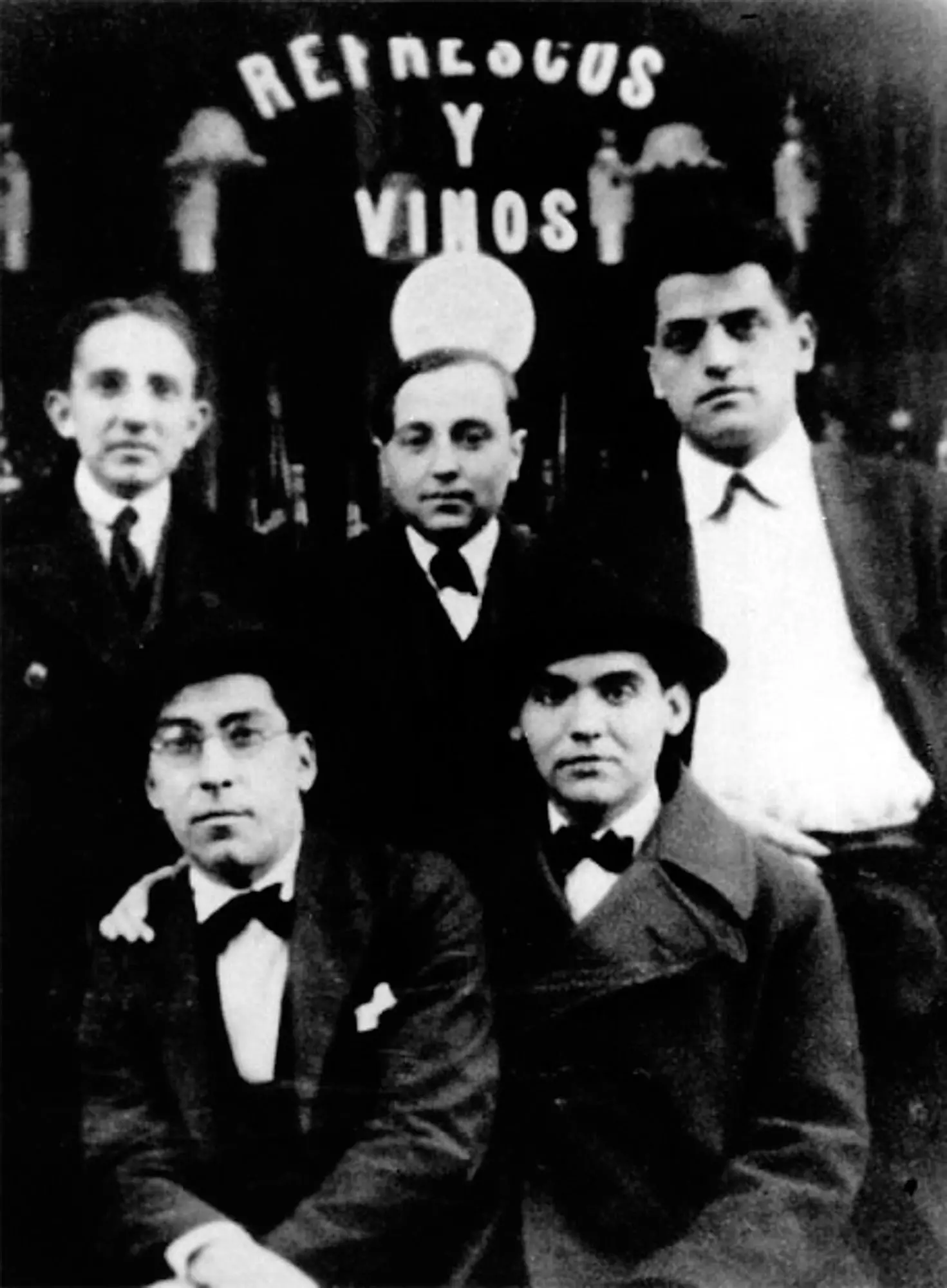 Benjamín Jarns Humberto Pérez de la Ossa Luis Buñuel Rafael Barradas ja Federico García Lorca