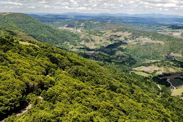 Castro Caldelas će vas uhvatiti