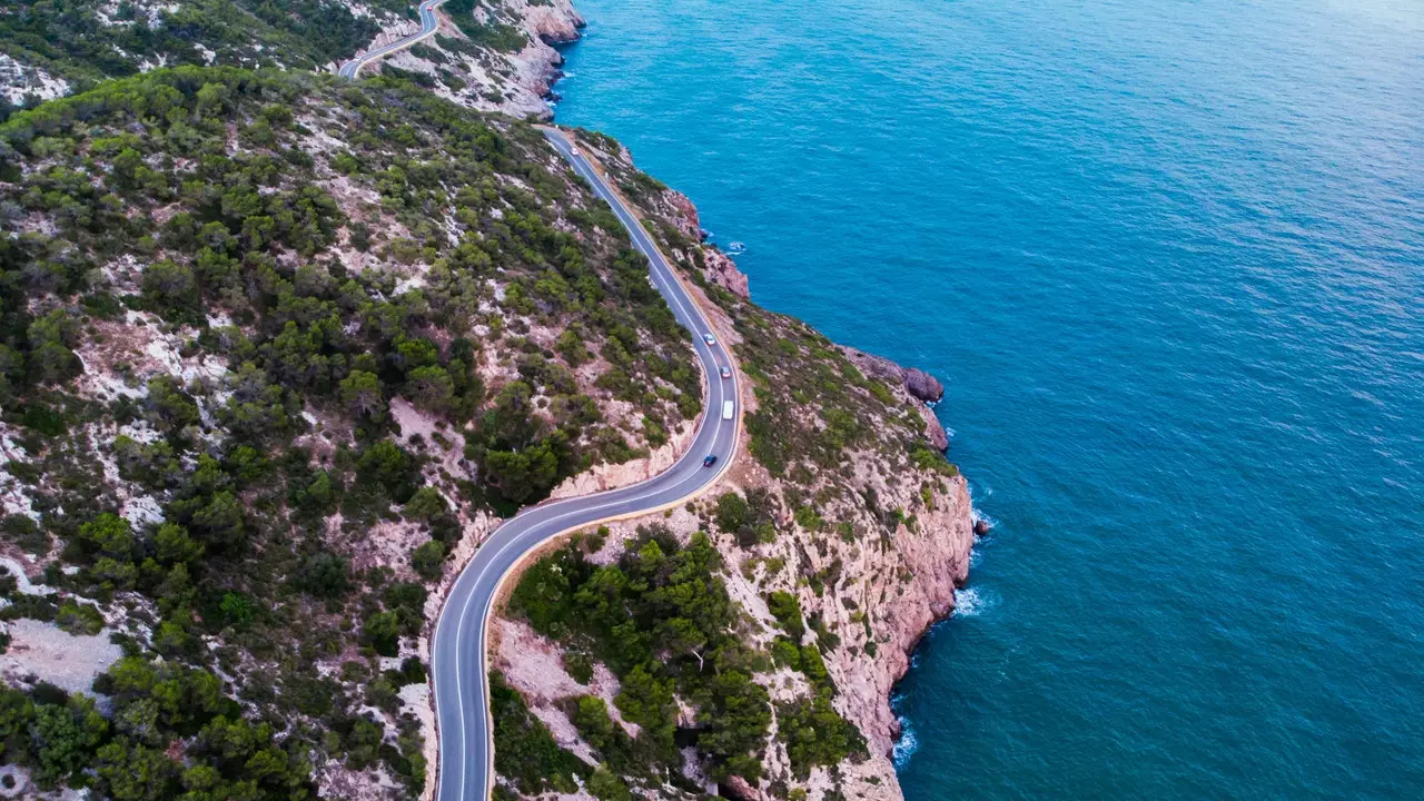 Touring mainland Spain in 10 gasoline tanks