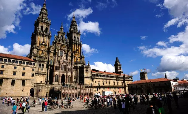 Plaza del Obradoiro í Santiago er hápunktur pílagrímsferðarinnar