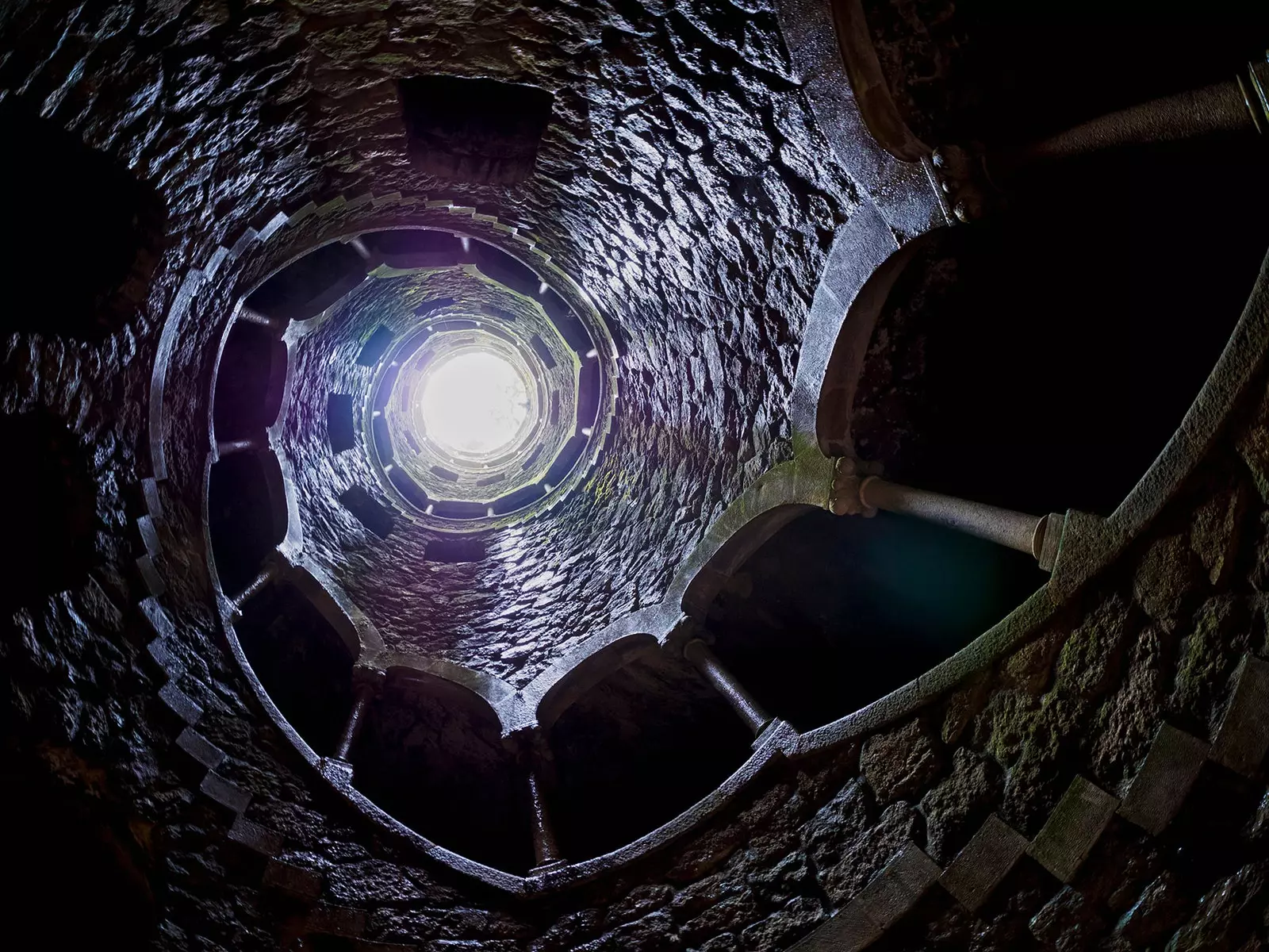 Go dtí Quinta da Regaleira