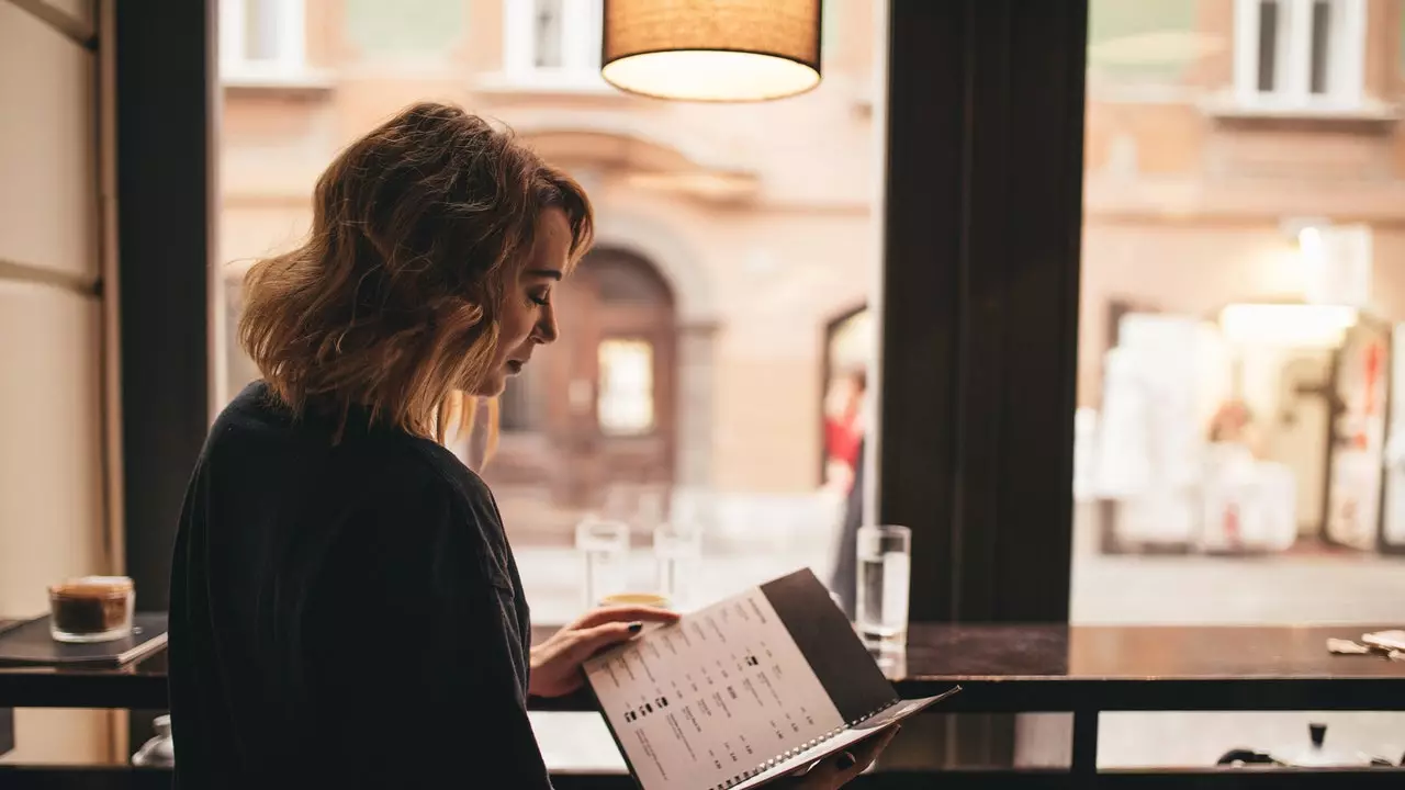 Lassen Sie die Speisekarte zu den großen Restaurants zurückkehren