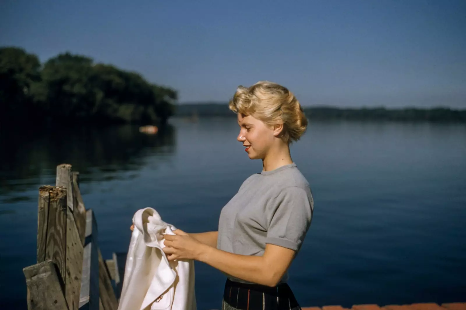 vintage photo girl lake