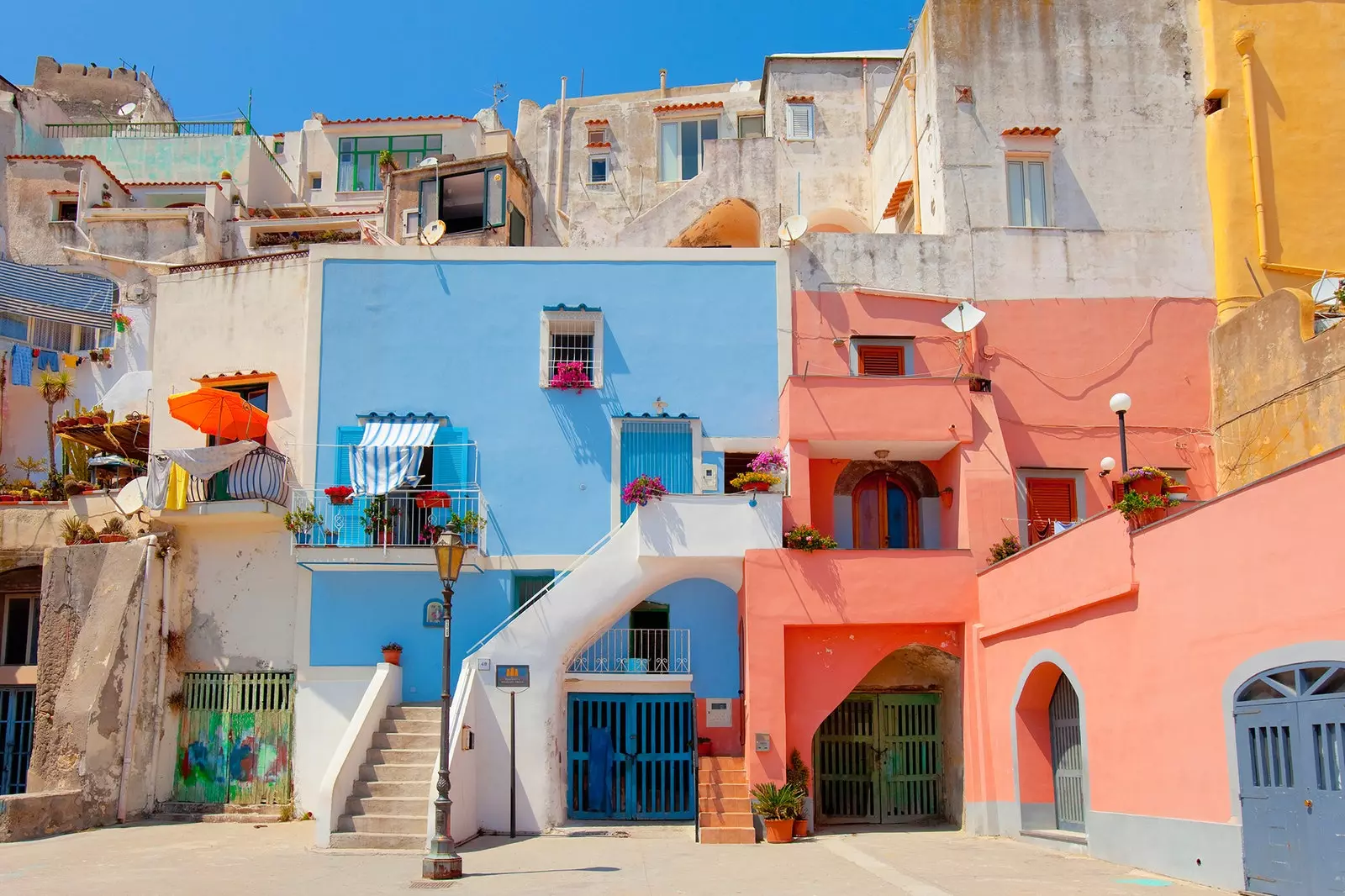 Procida je italijanski raj koji ste tražili