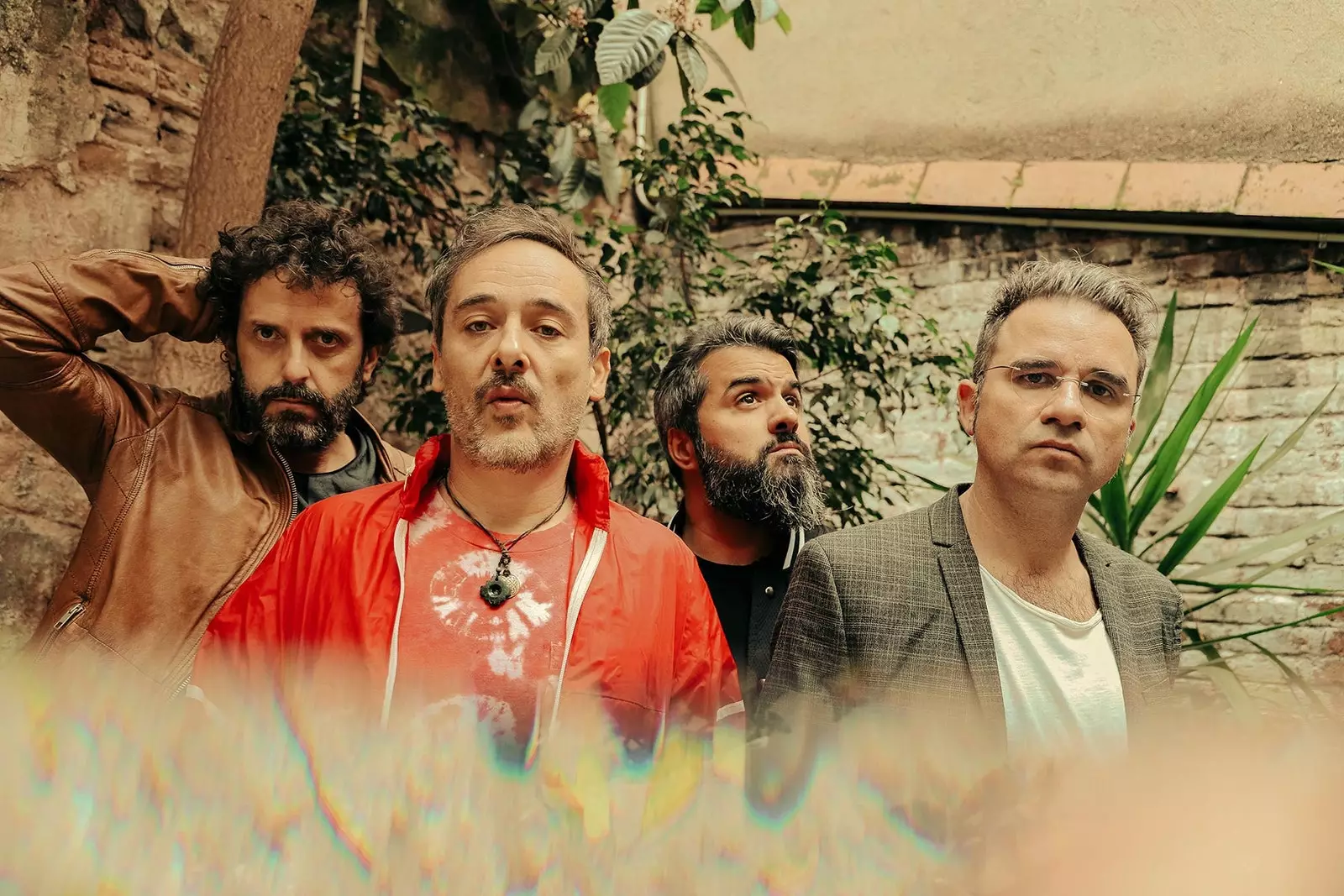 Love of Lesbian az egyik csoport, amely a plakátot vezeti