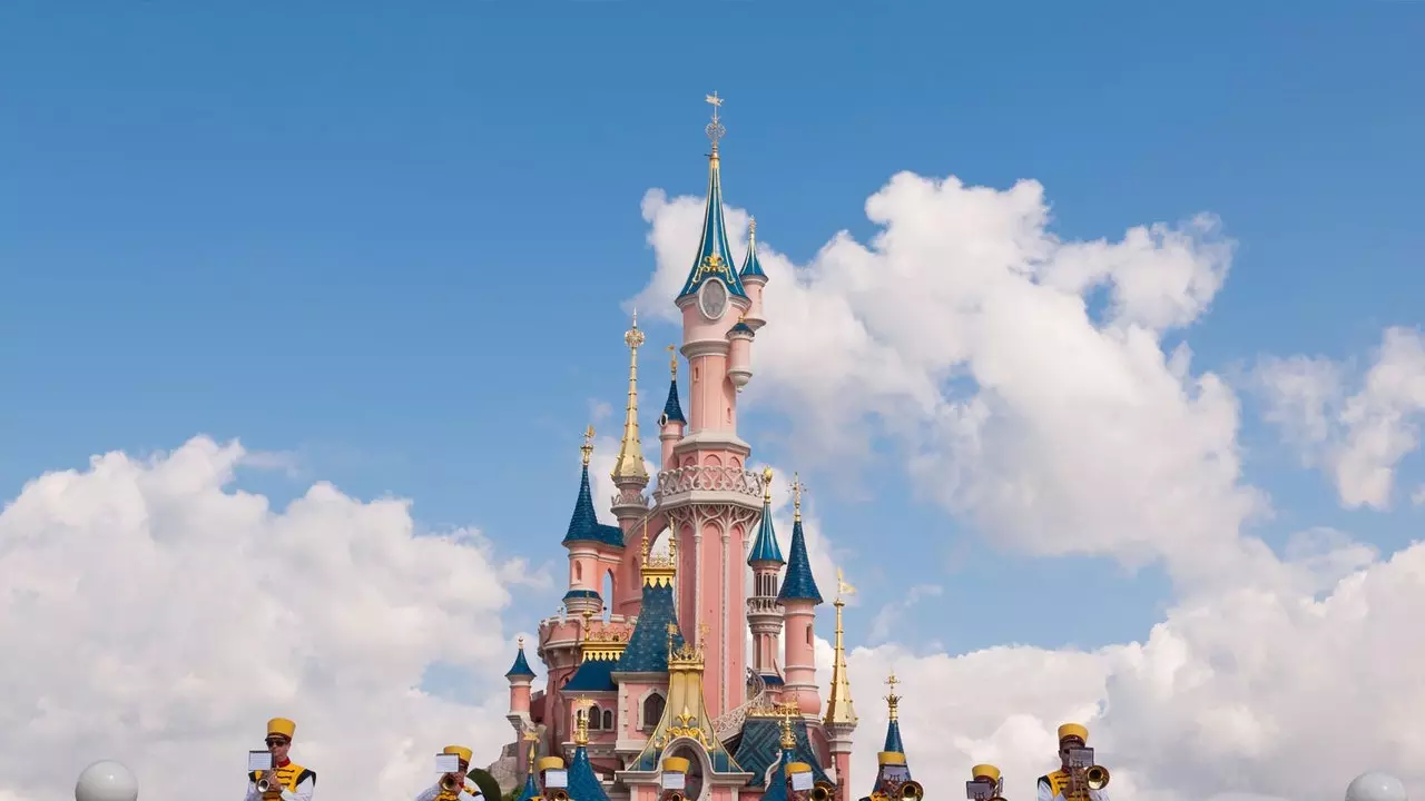 Disneyland Paris hakkında bilmediğiniz on beş sır