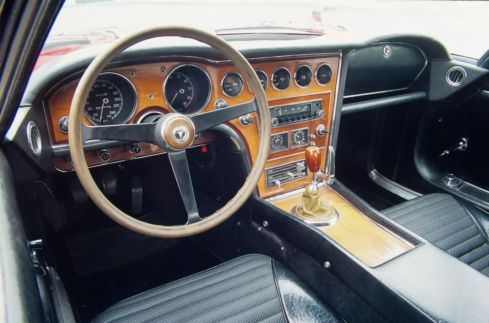 Toyota 2000 GT Bond's car James Bond