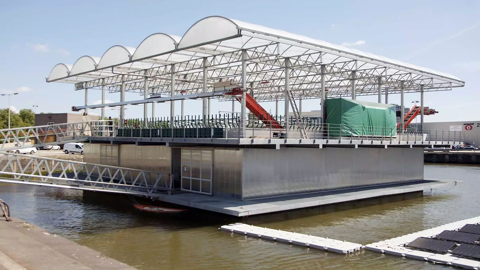 Floating Bauerenhaff zu Rotterdam