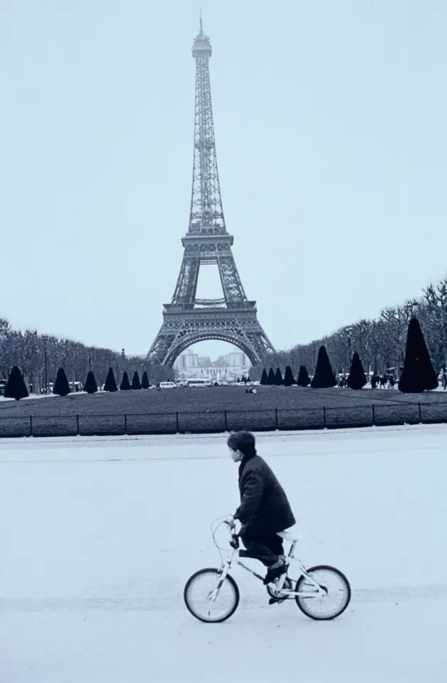 Paris for å bruke det som en dverg