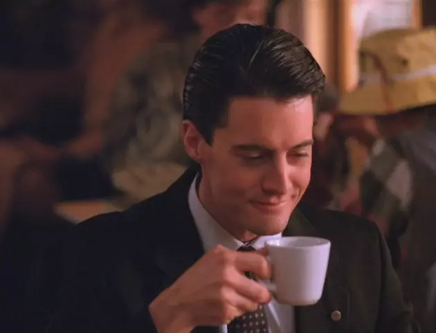 Ja ho deia Dale Cooper reglat una tassa de caf