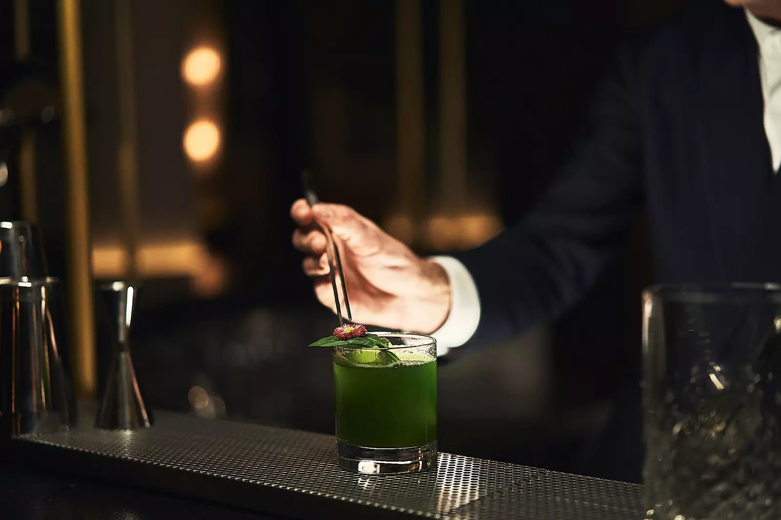 مقابل الجنة mixology