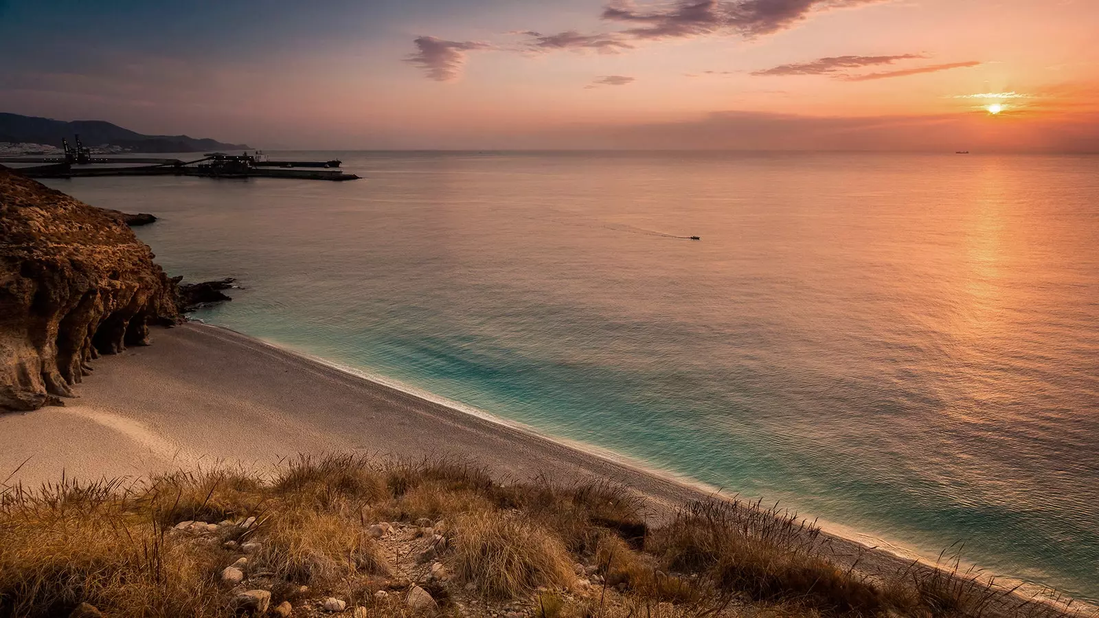 Seo mar a dhéanann Almeria álainn